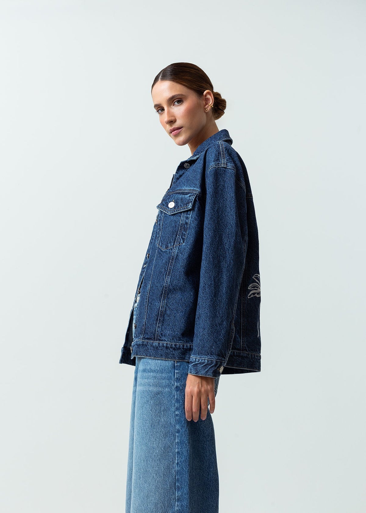 Chaqueta en denim tipo trucker - Azul 14_422G301_AZU183928_3